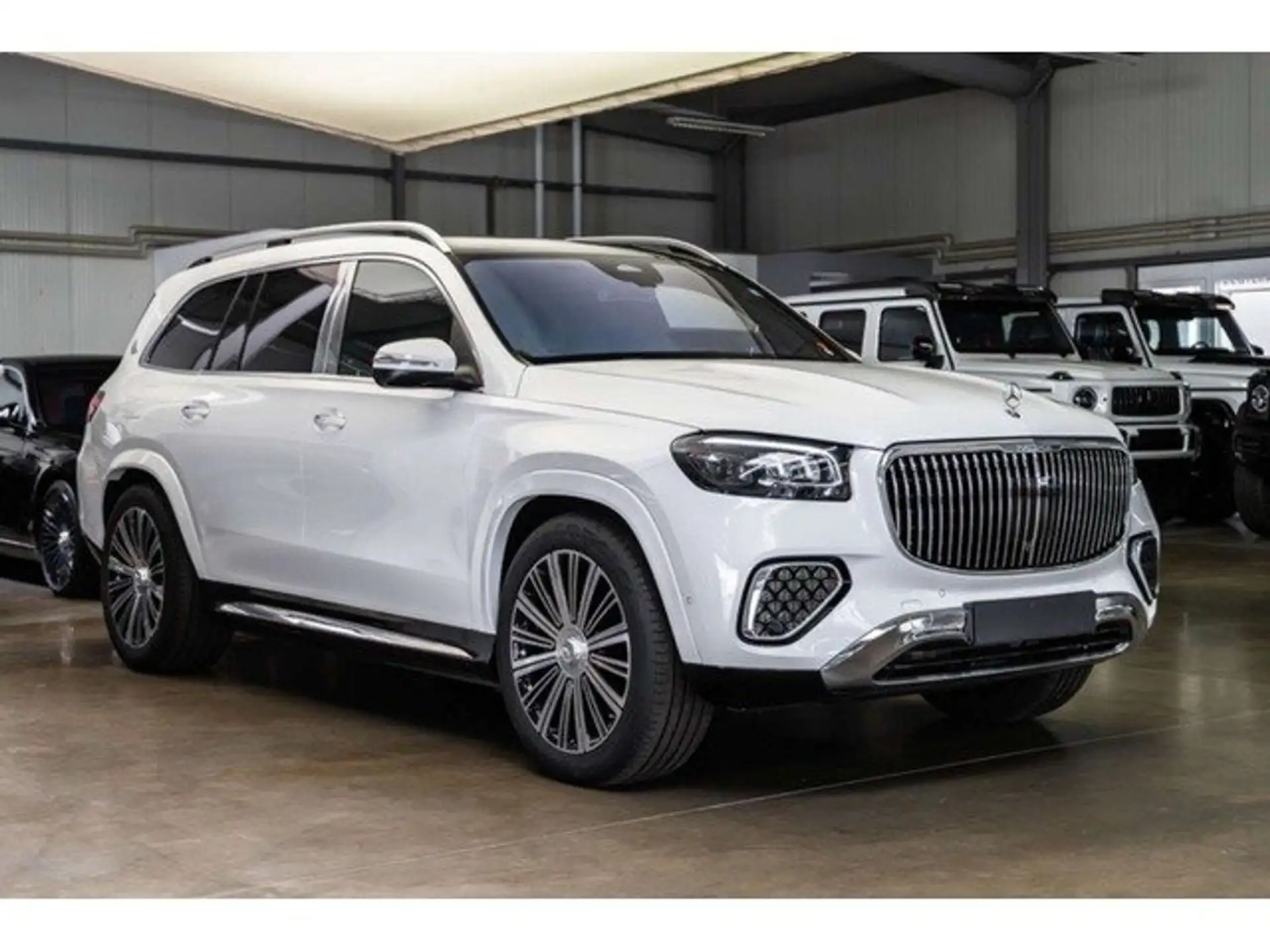 벤츠 GLS-클래스 600 2026 실버 사진 2