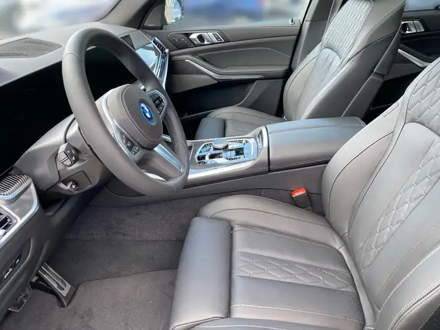 BMW X5 view 7