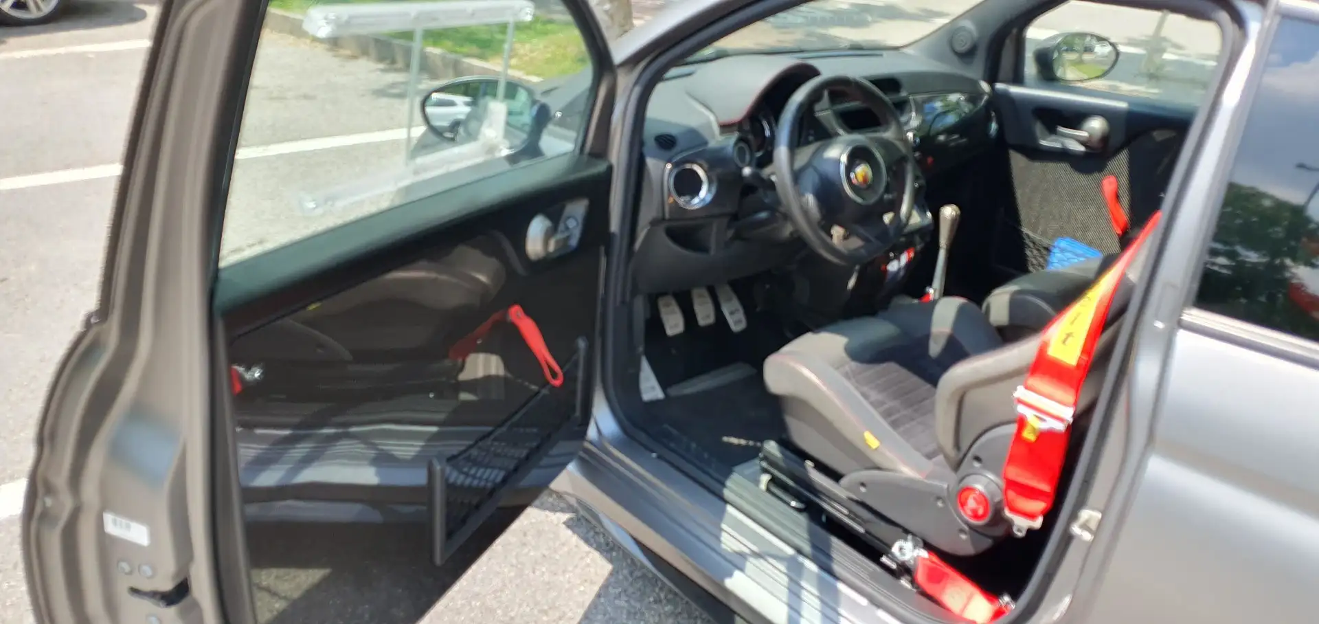 Abarth 695 1.4 16v t. t-jet biposto 190cv - 1