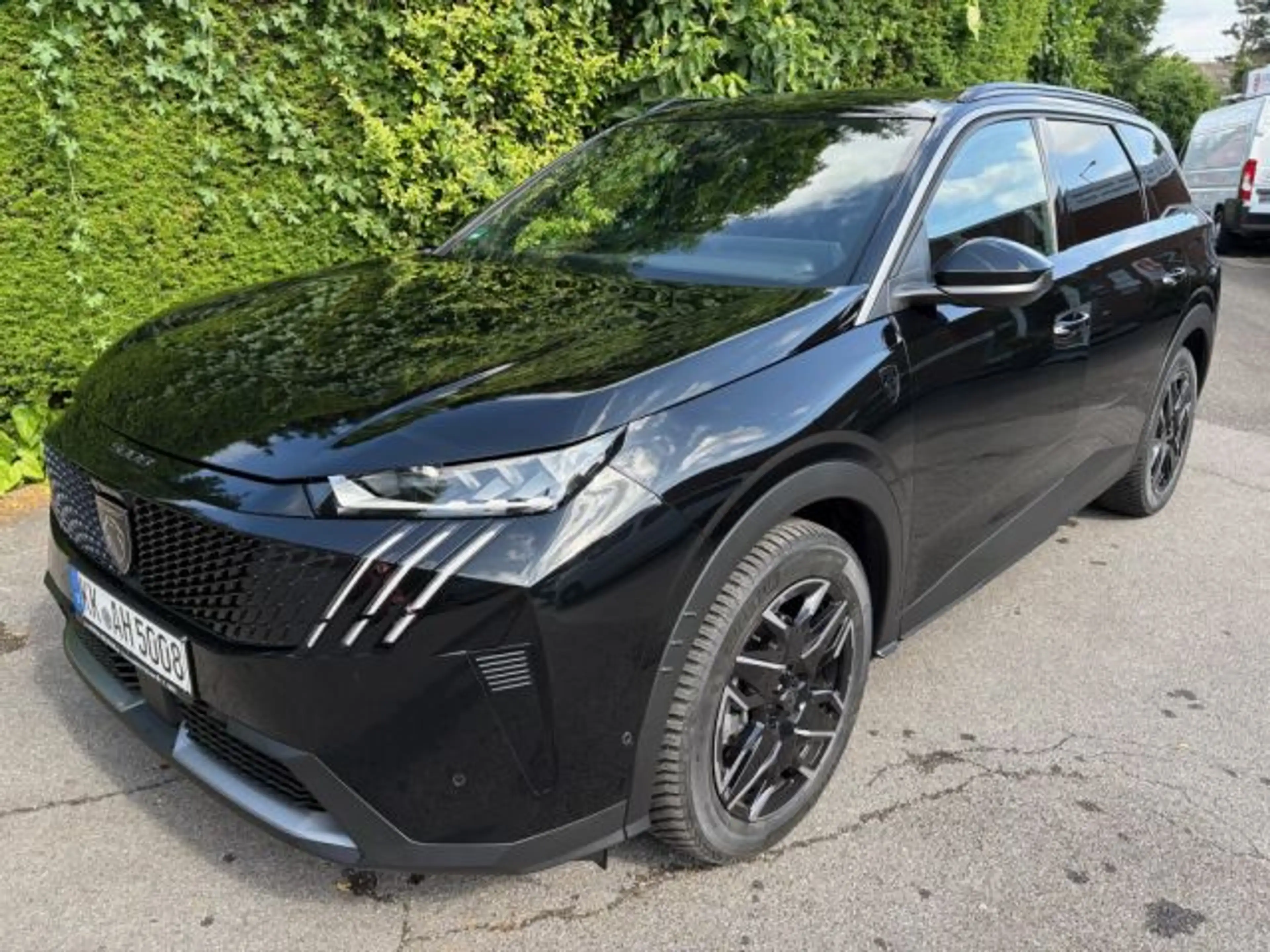Peugeot 5008 Hybrid 145 e-DSC6 GT