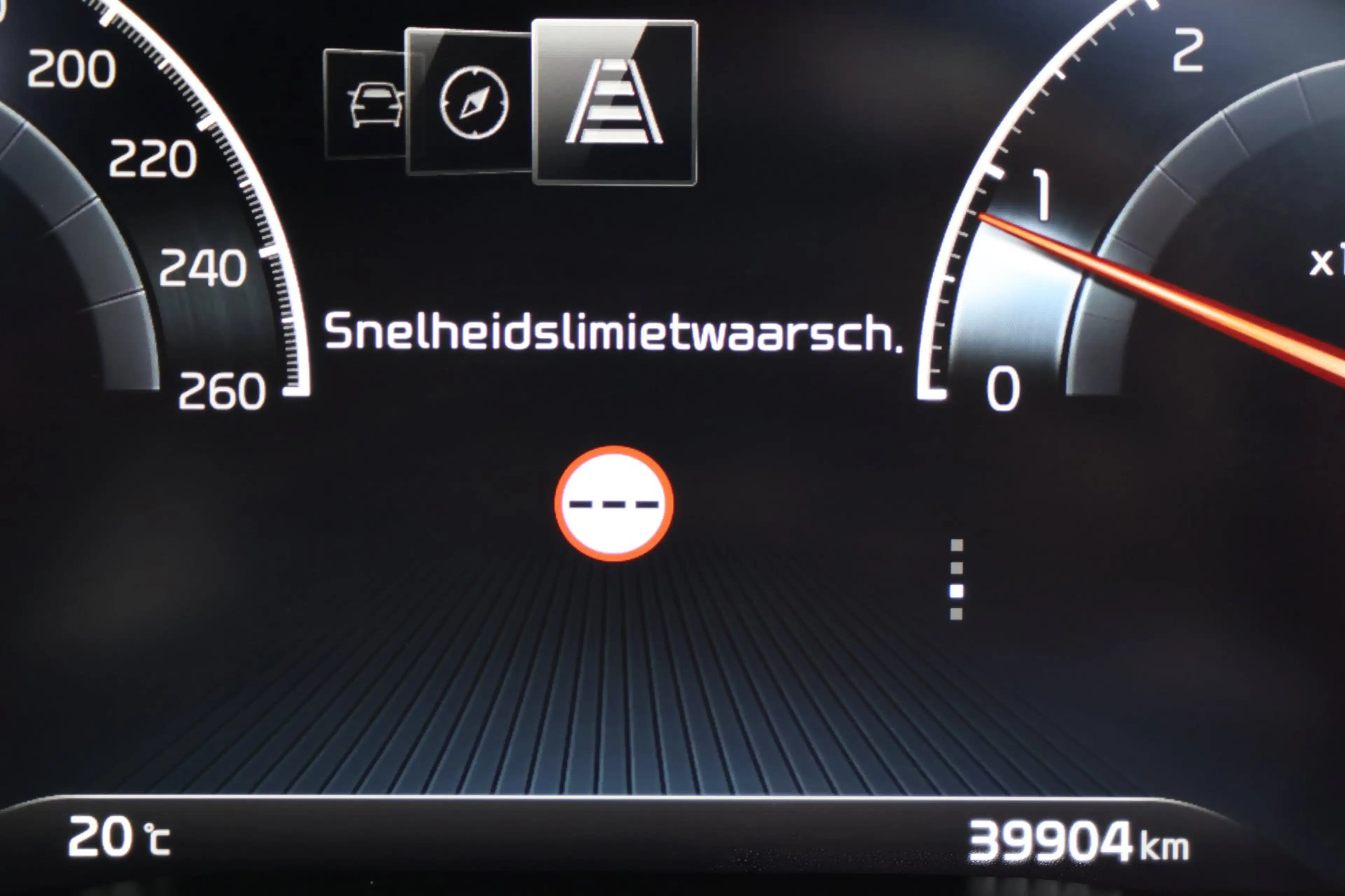 Kia Ceed / cee'd 1.6 T-GDi GT 204PK Pano Carplay JBL Keyless !! — photo 17