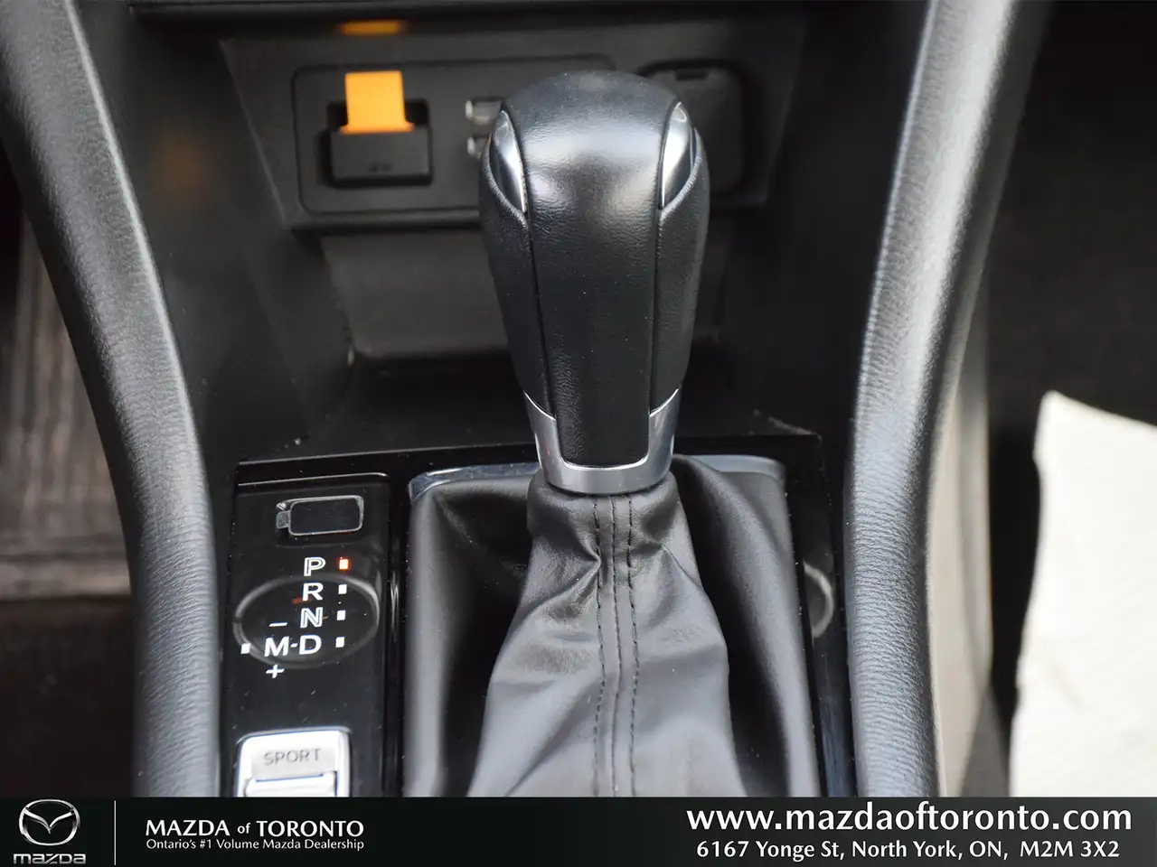 Mazda CX-3 снимка Mazda CX-3