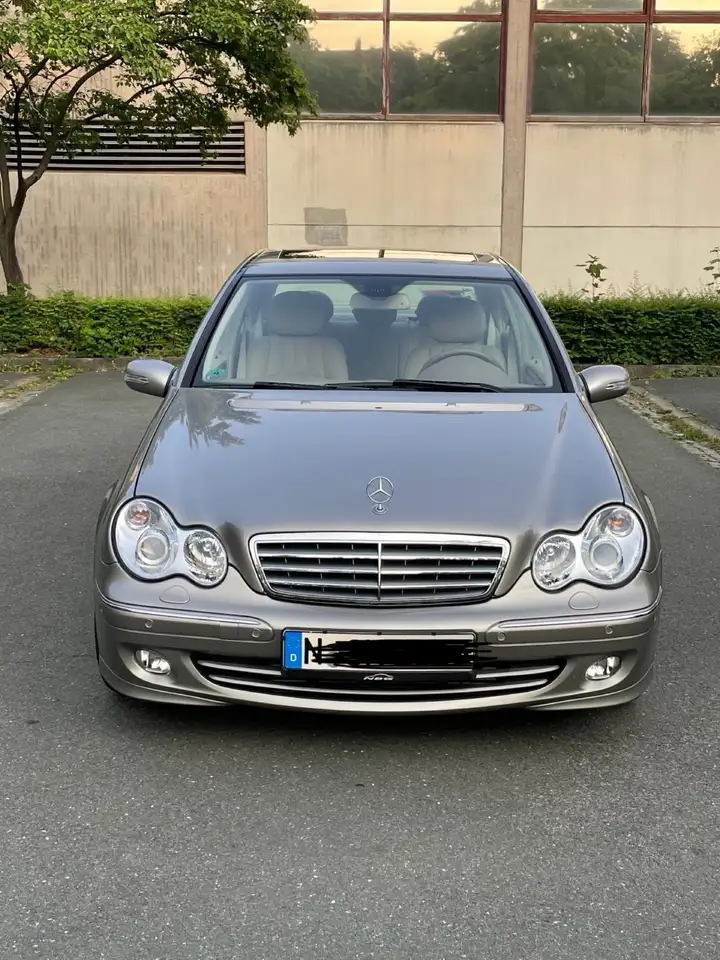 Mercedes-Benz C 200