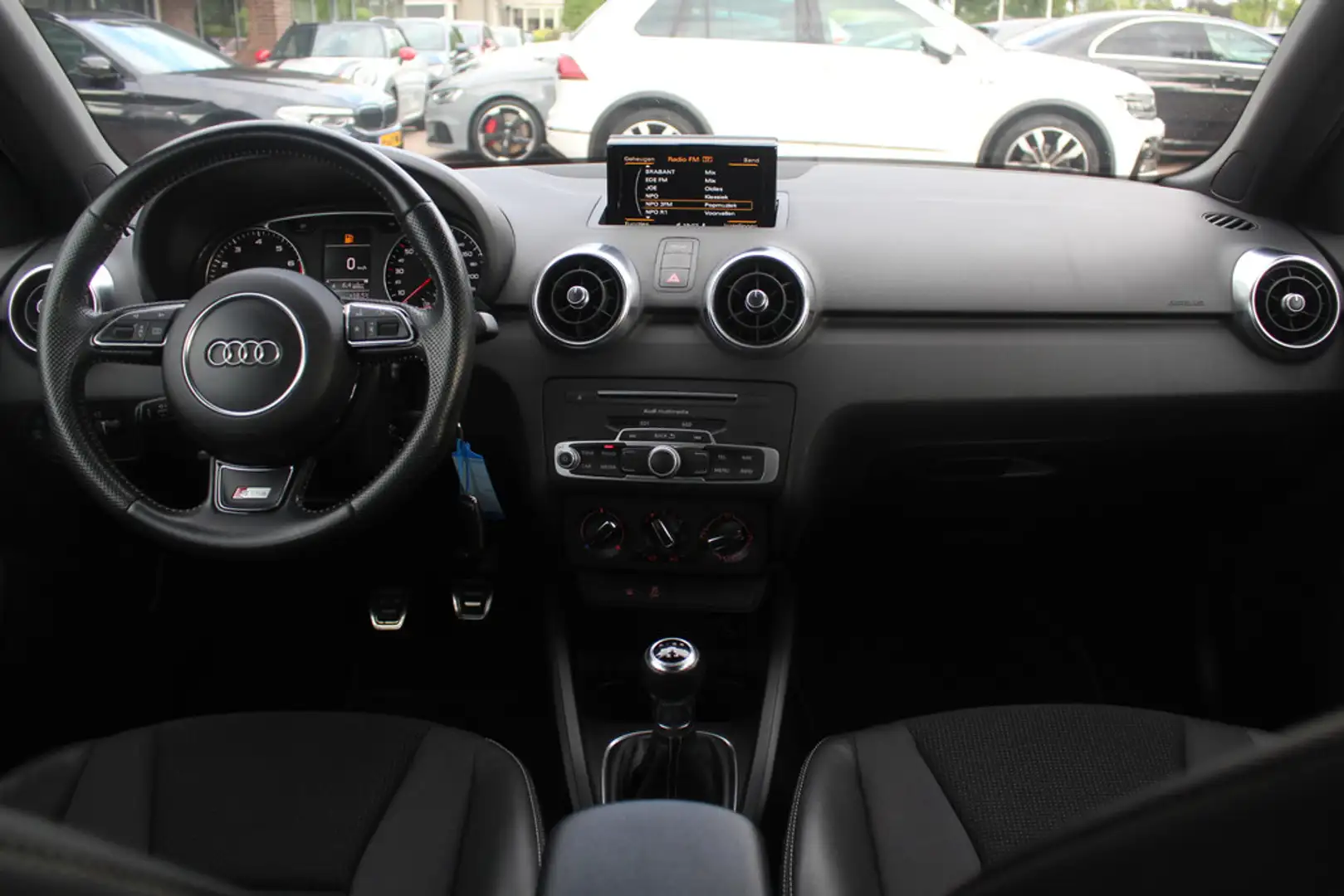 Audi A1 1.2 TFSI Pro Line S-Line / Navigatie / Bluetooth / Bleu - 2