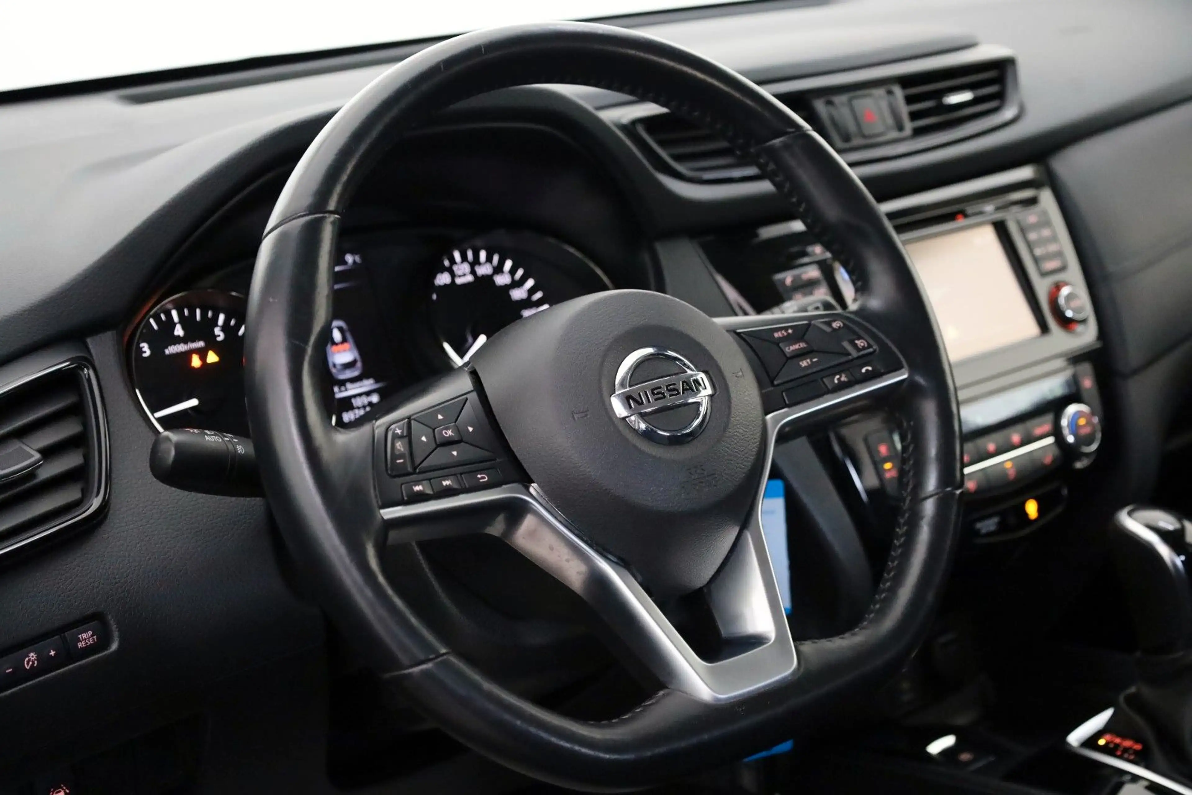 Nissan X-Trail Acenta Navi,Panorama,360°Kamera,SH,SR+WR — photo 10