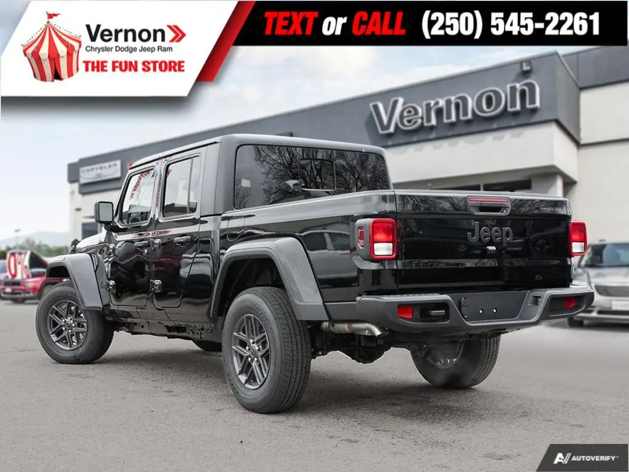 Jeep Gladiator снимка Jeep Gladiator