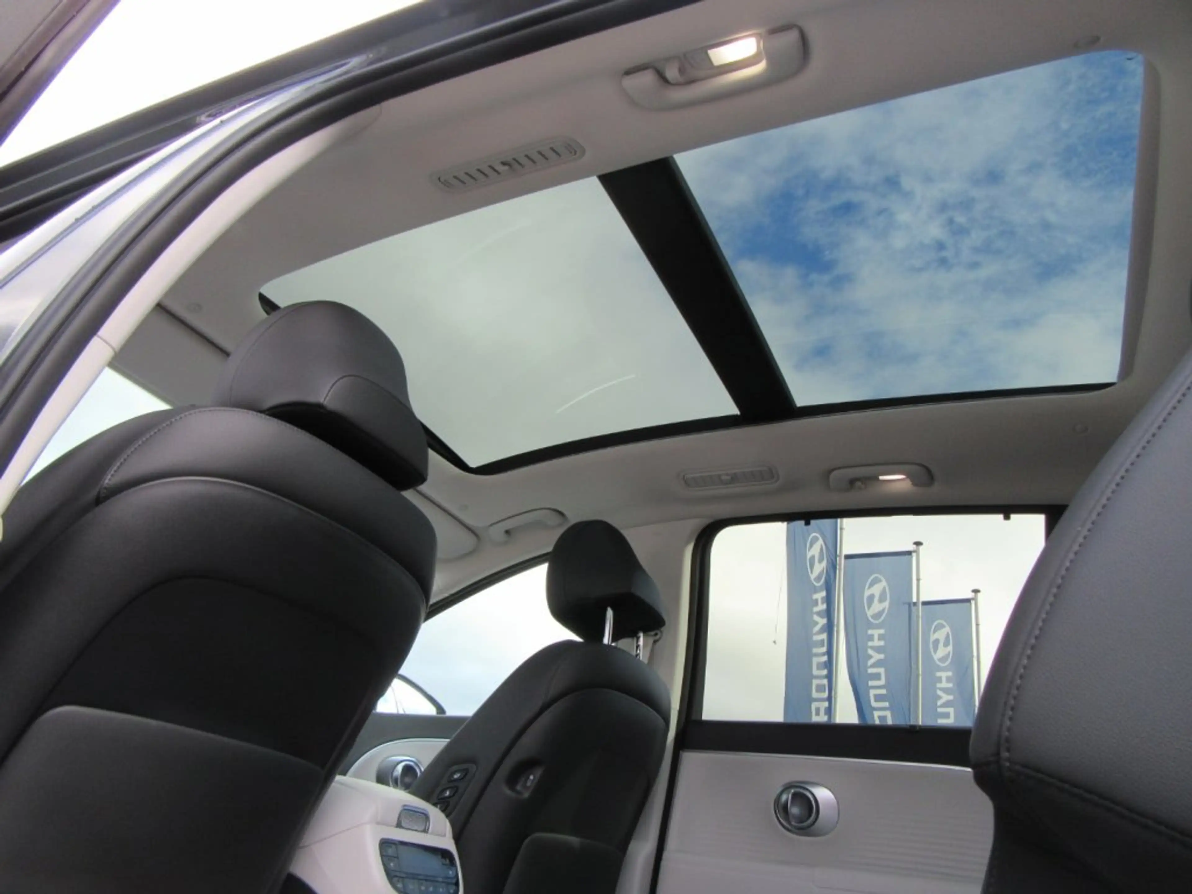 Hyundai IONIQ 9 Prestige Line 4WD — photo 10