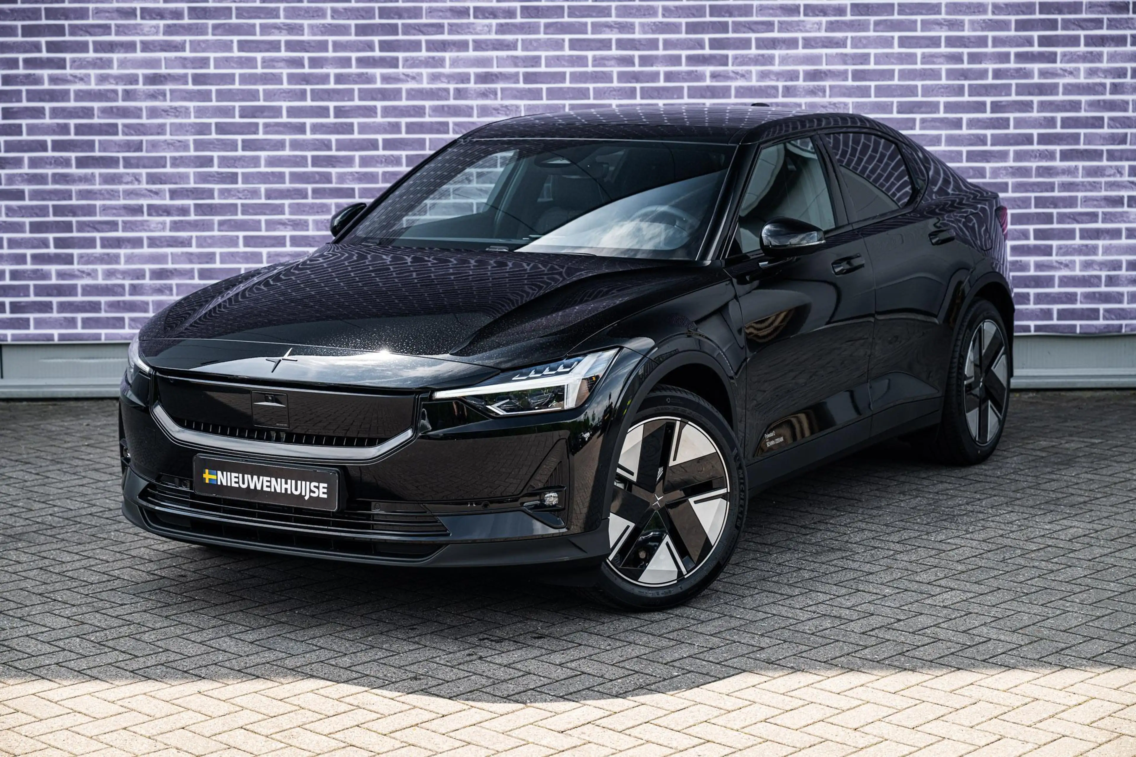 Polestar 2 Long Range Single Motor Prime 82 kWh | Pilot assis — photo 4