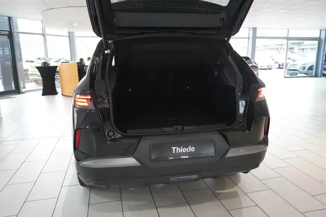 Opel Grandland view 13