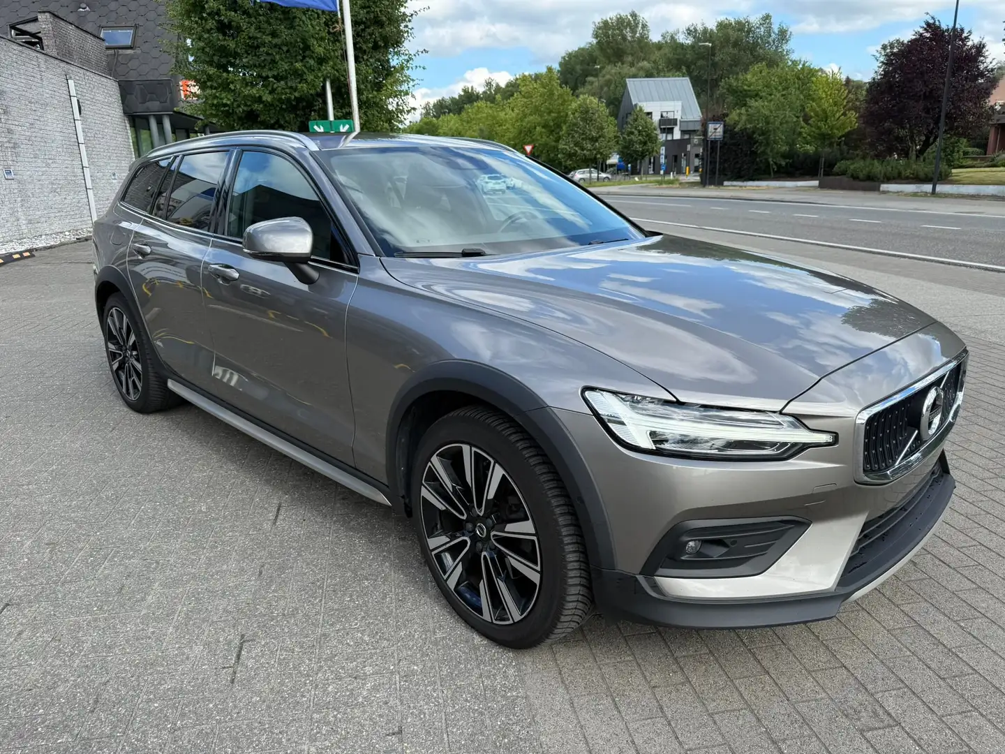 Volvo V60 Cross Country V60 Cross Country 2.0 D3 AWD Pro Geartronic Gris - 2