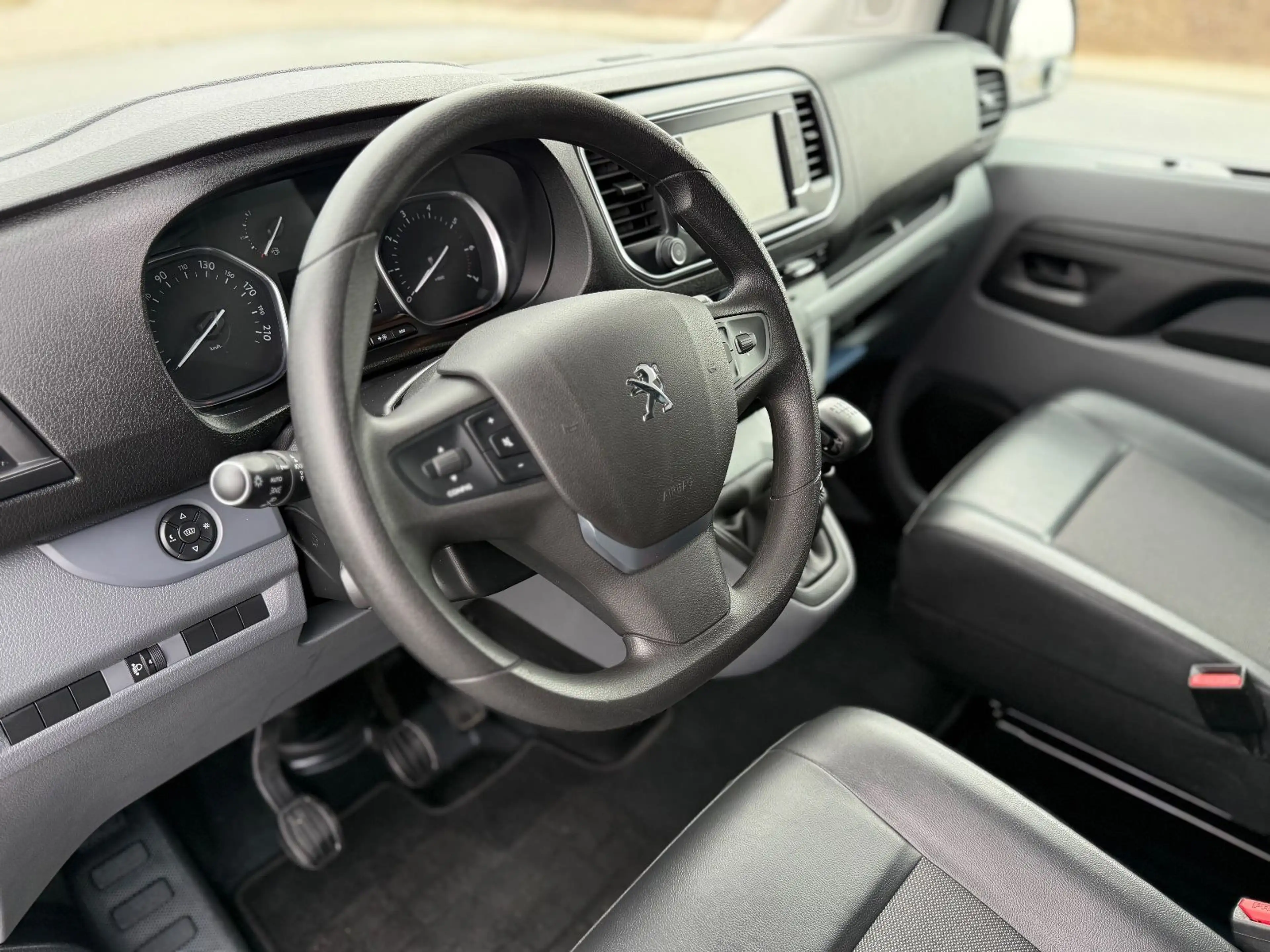 Peugeot Expert 2.0 HDI Premium L3 *1.HAND+LANG* — photo 6