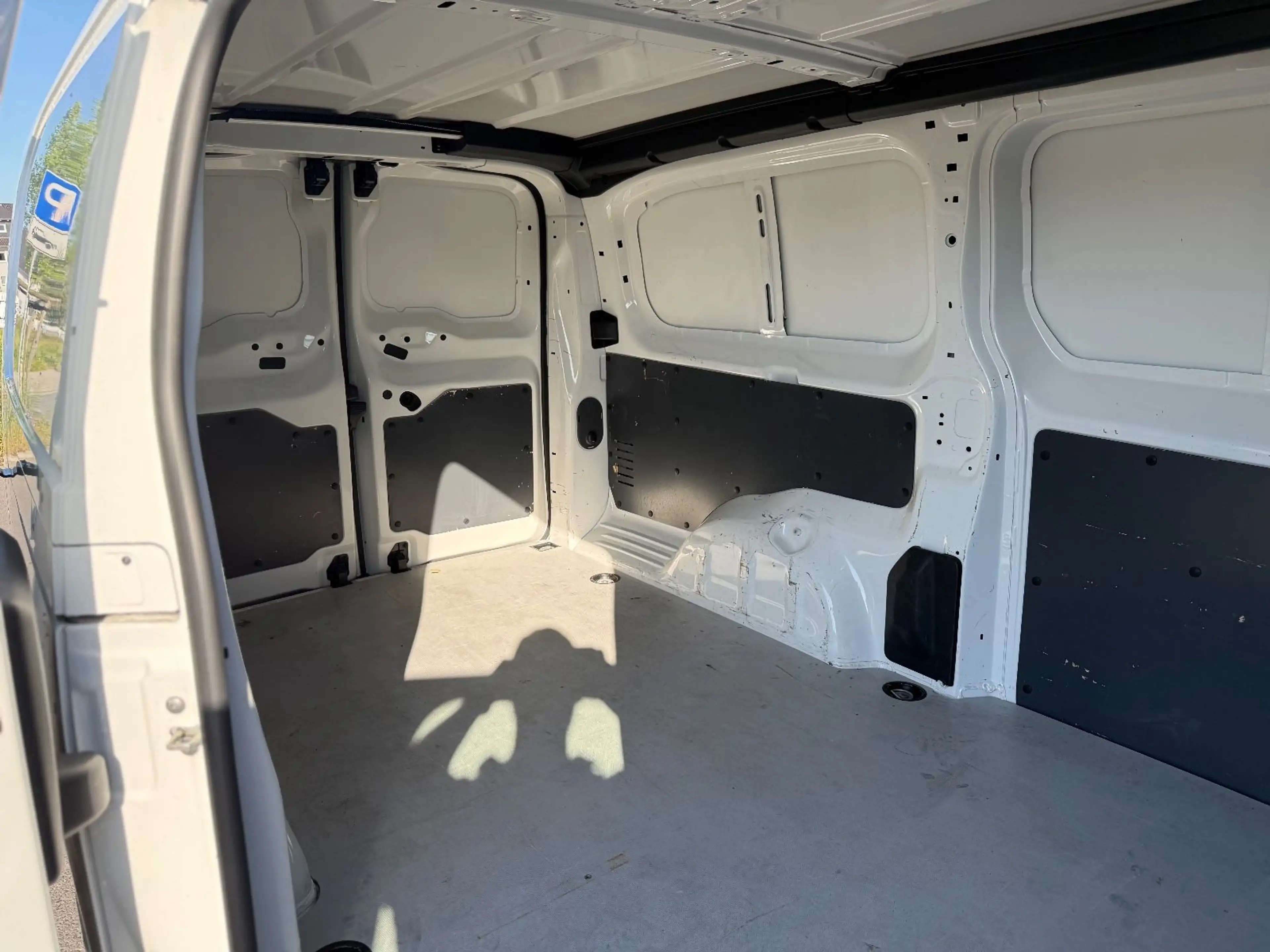 Peugeot Expert 2.0 HDI Premium L3 *1.HAND+LANG* — photo 11