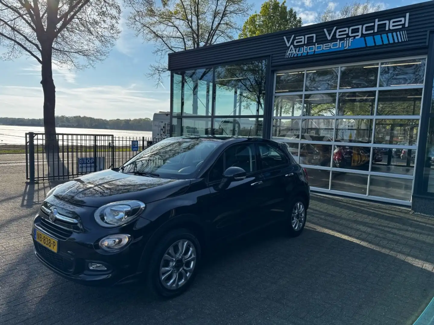 Fiat 500 1.4 T M-AIR CROSS / Navigatie / Climate Negru - 1