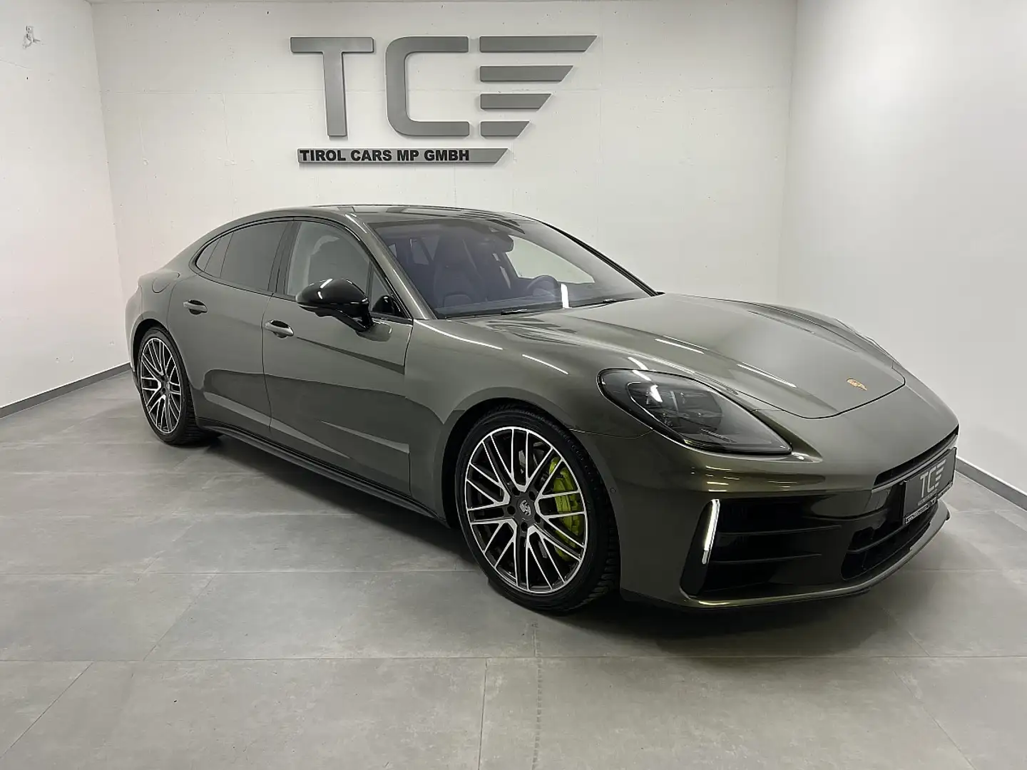 Porsche Panamera 4 E-Hybrid 21,8kWh PDK,HUD,Matrix,DAB,.. Grau - 1