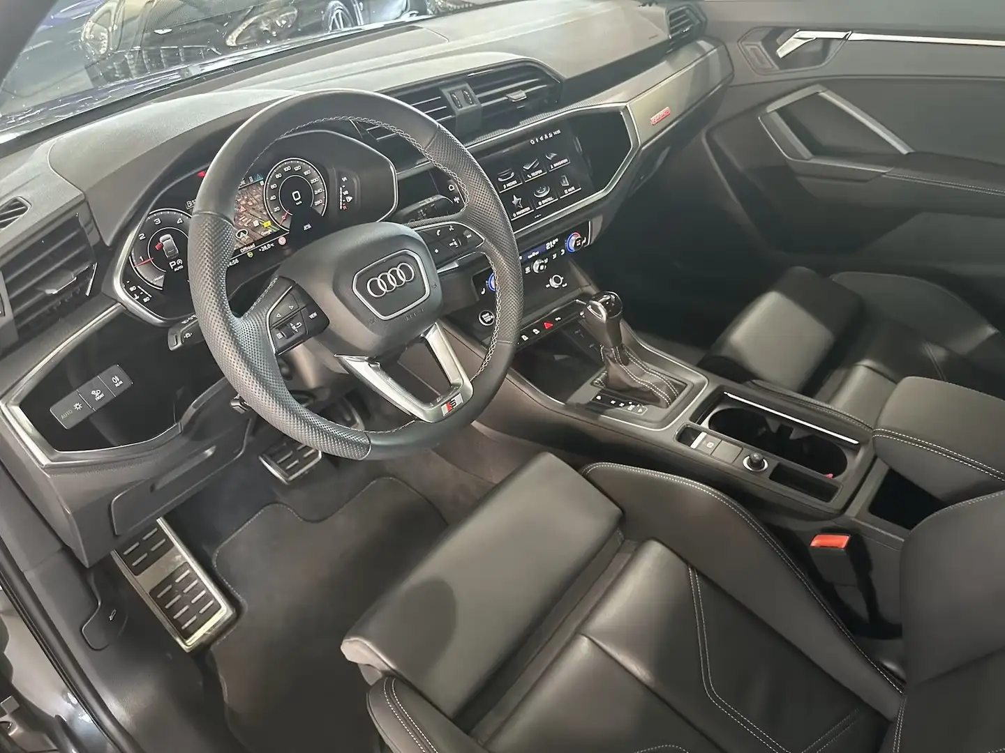 Audi Q3 Sportback 35 tdi S line quattro Grigio - 2