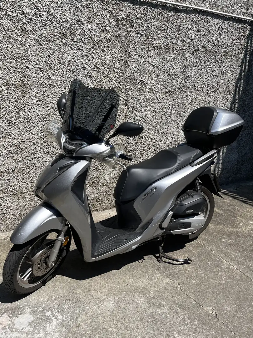 Honda SH 125i - 1