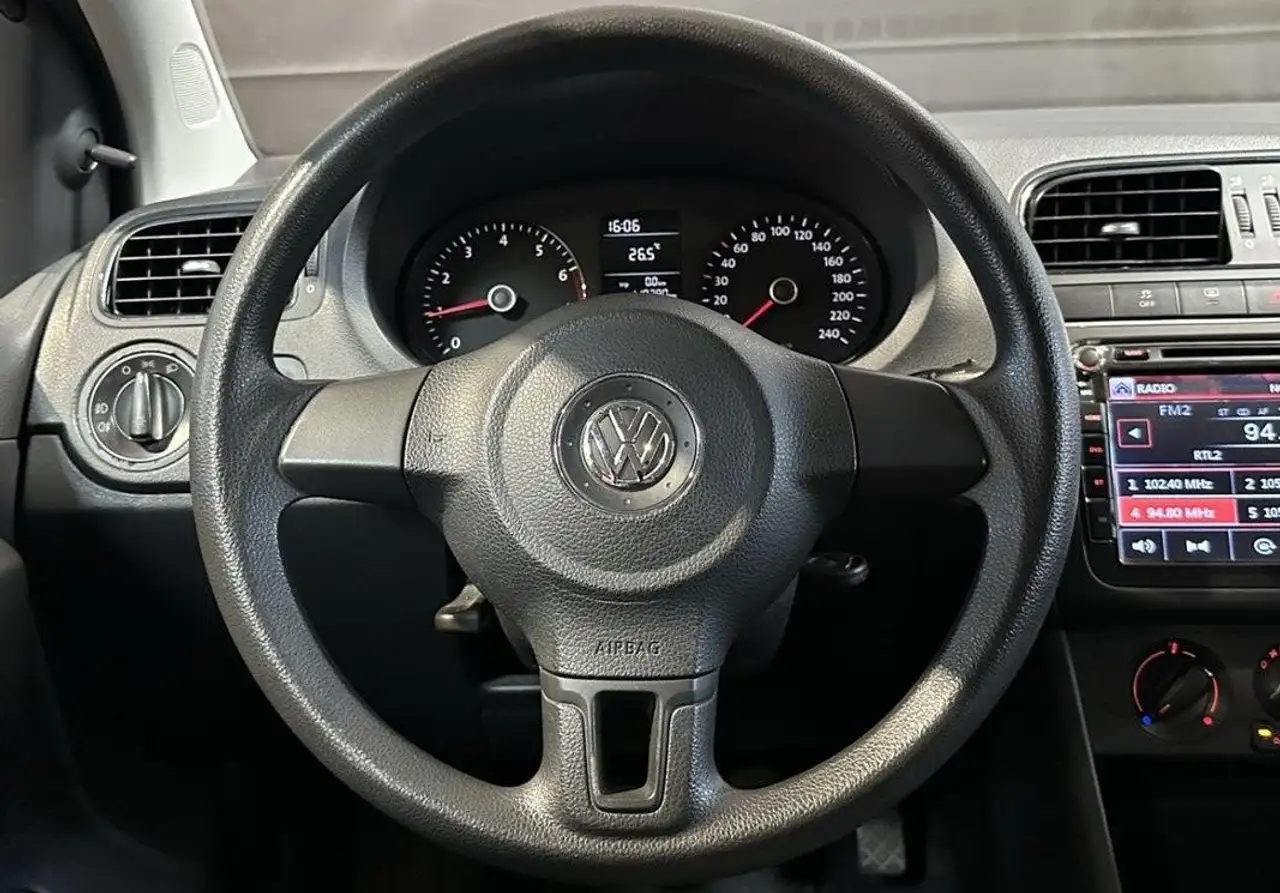 Volkswagen Polo Citadine 5 portes — photo 13