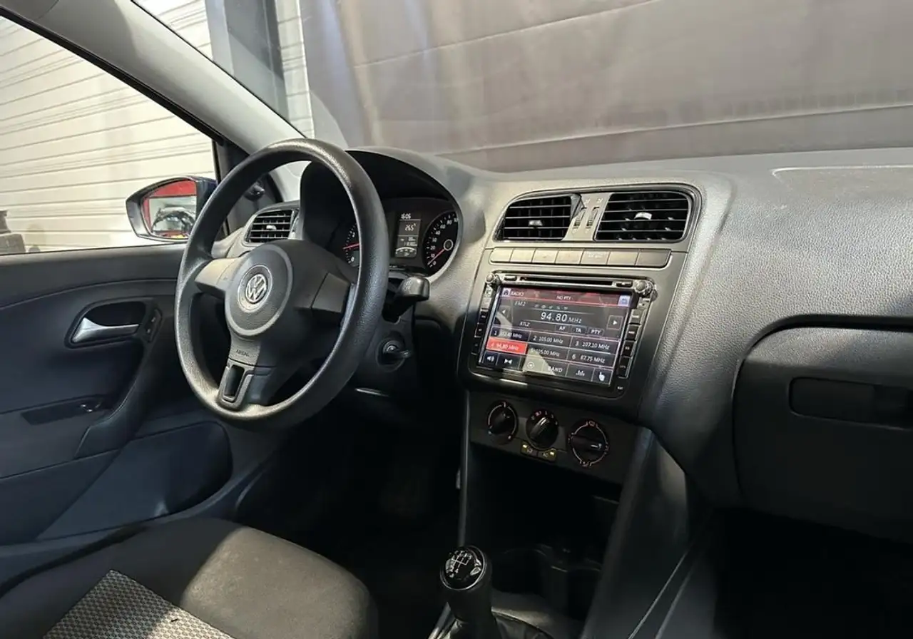 Volkswagen Polo Citadine 5 portes — photo 9