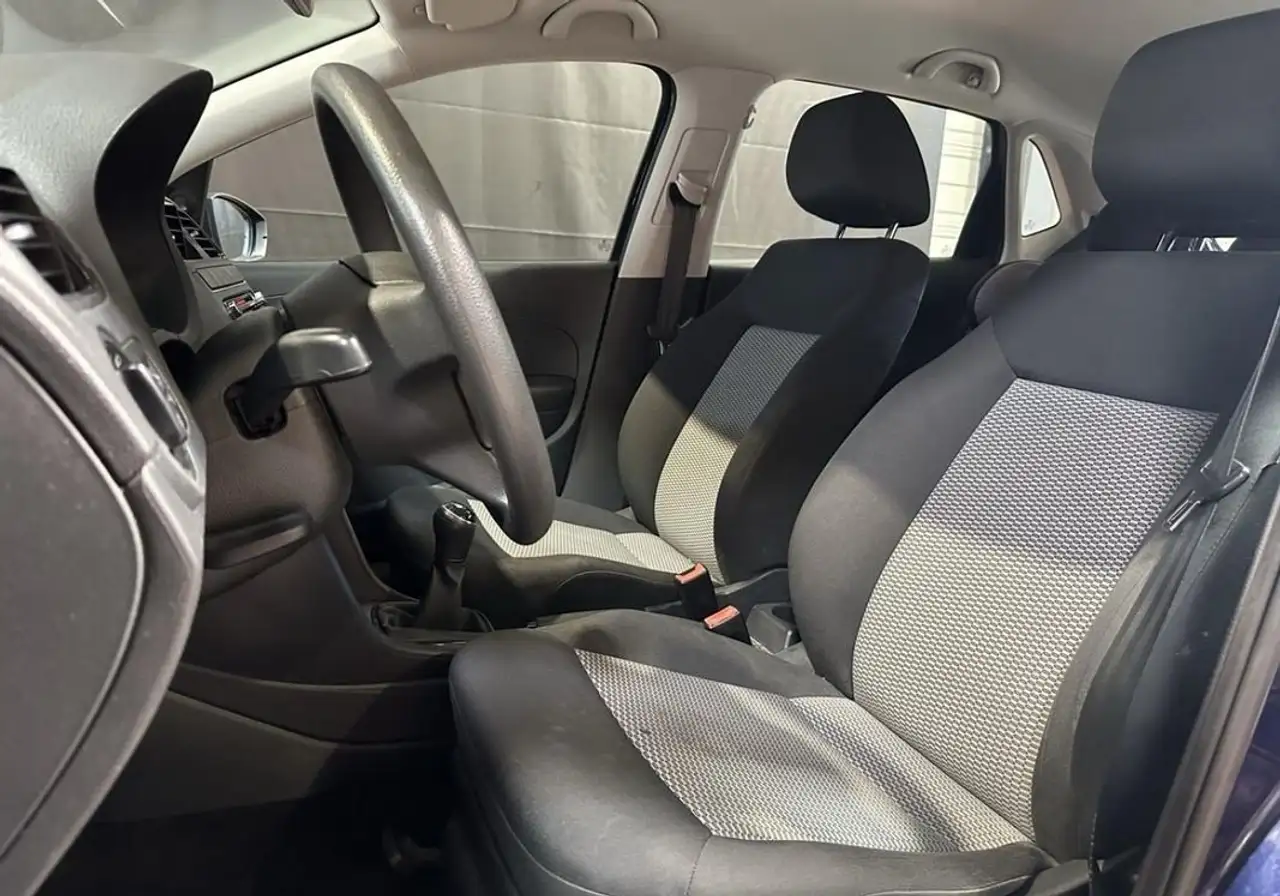 Volkswagen Polo Citadine 5 portes — photo 11