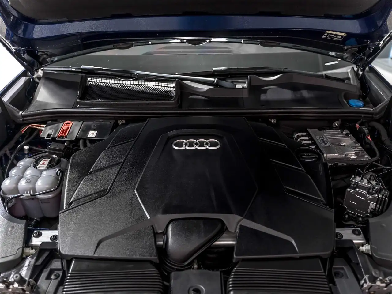Audi Q8 fotografie Audi Q8