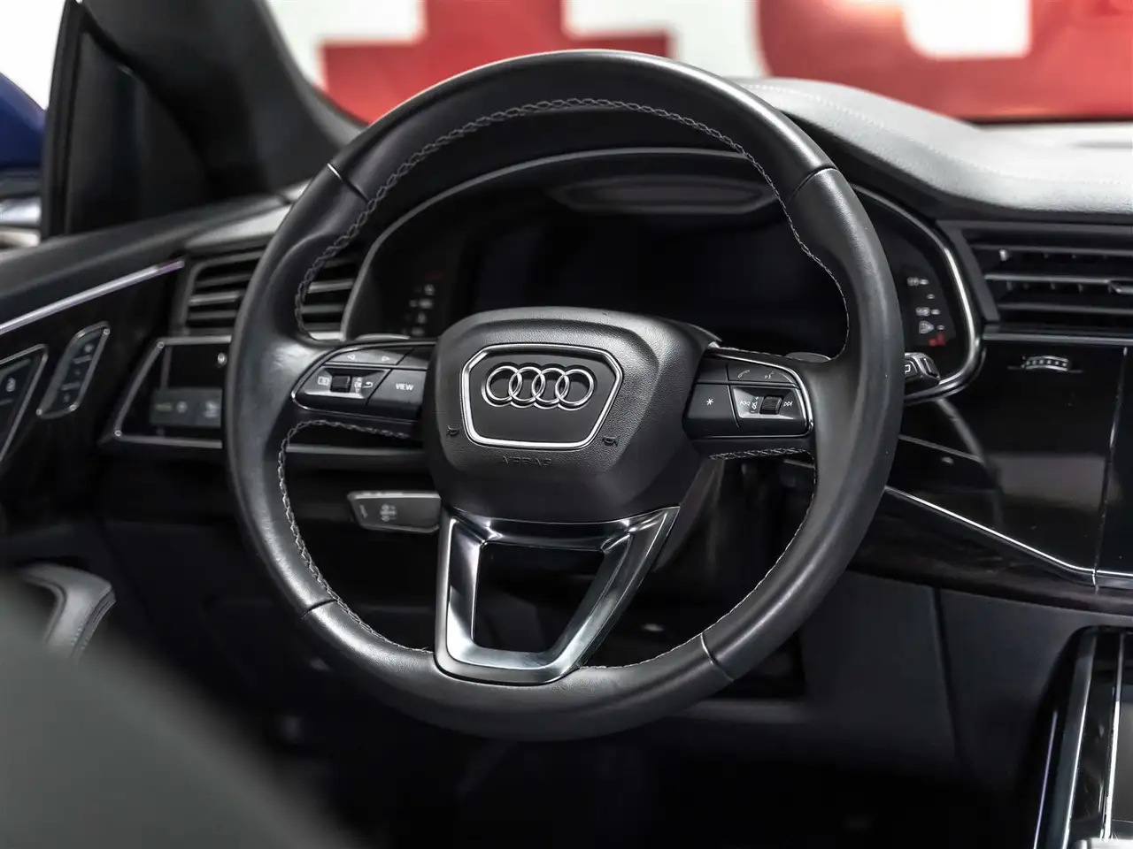 Audi Q8 fotografie Audi Q8