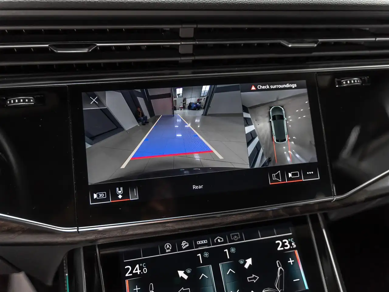 Audi Q8 fotografie Audi Q8