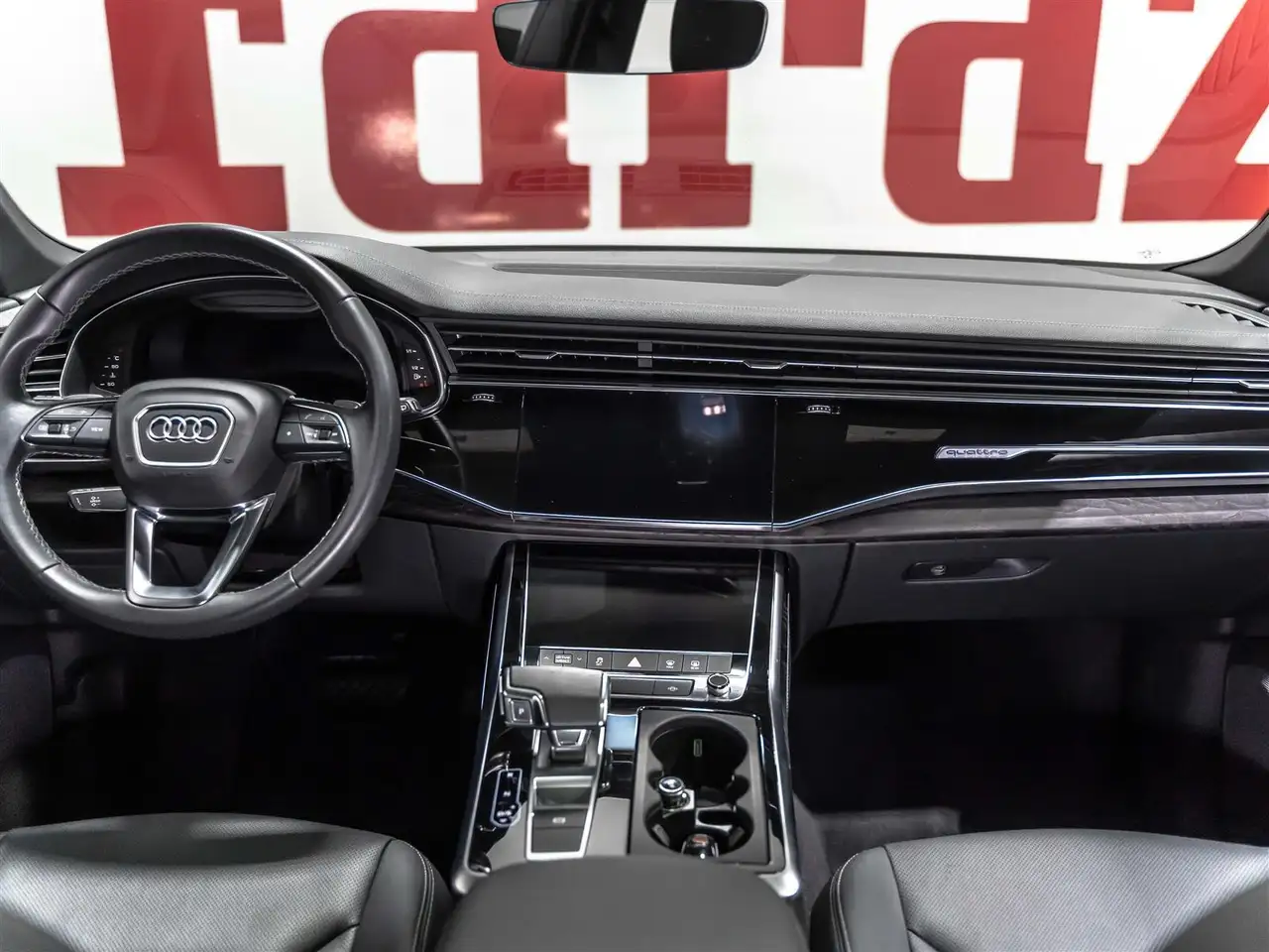 Audi Q8 fotografie Audi Q8