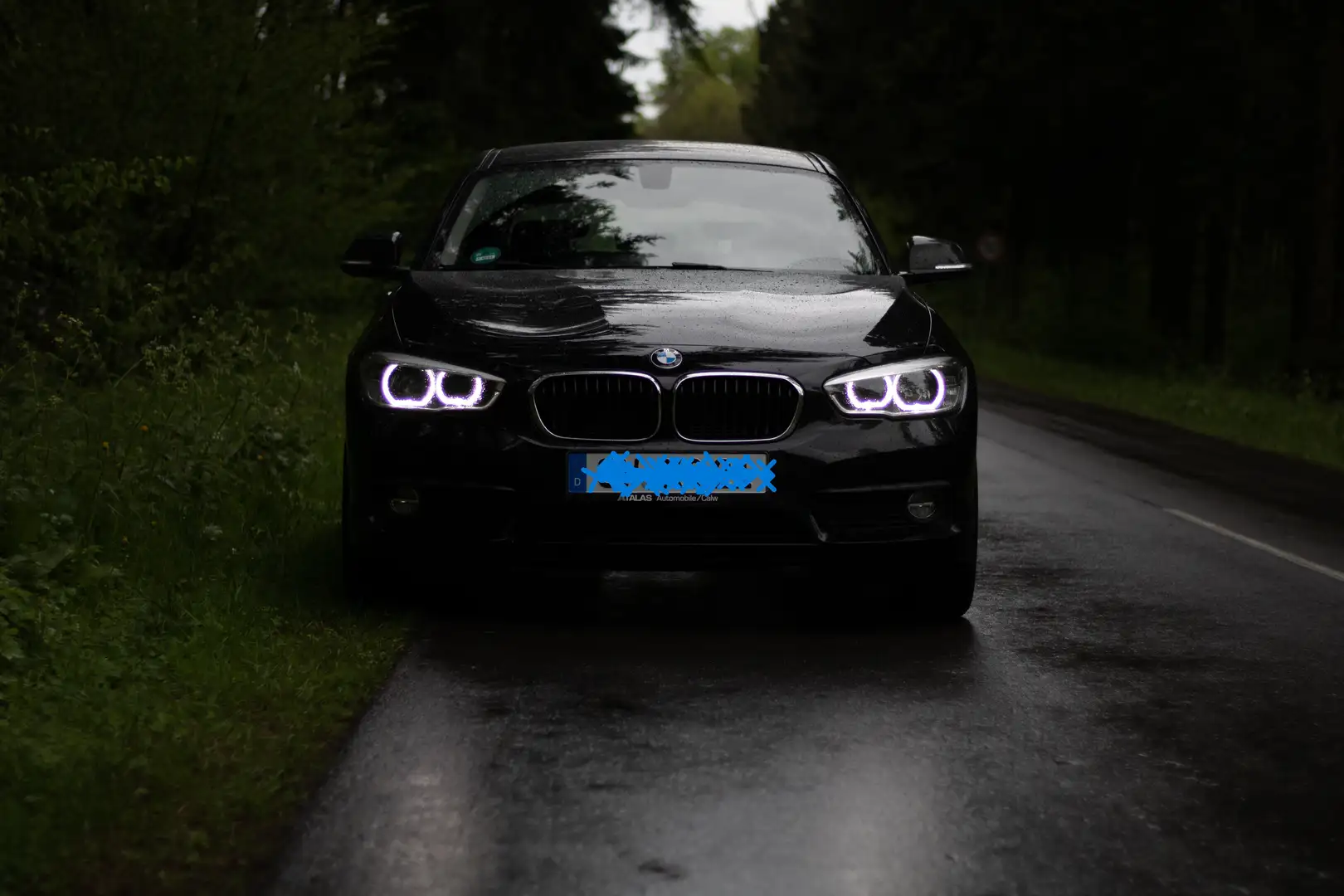 BMW 116 1er 116d Schwarz - 1