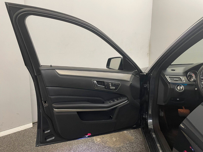 Mercedes-Benz E 350 BT Limo INTI-LIGHT*PANO*360*DISTR+*MASSAGE — photo 8