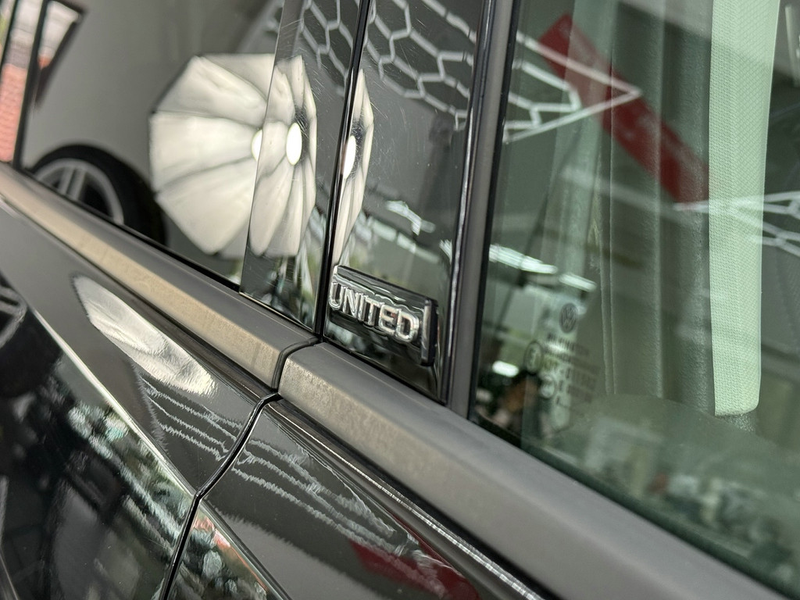Volkswagen Touran 2.0 TDI United, 7-Sitzer, Navi, Pano, AHK — photo 7