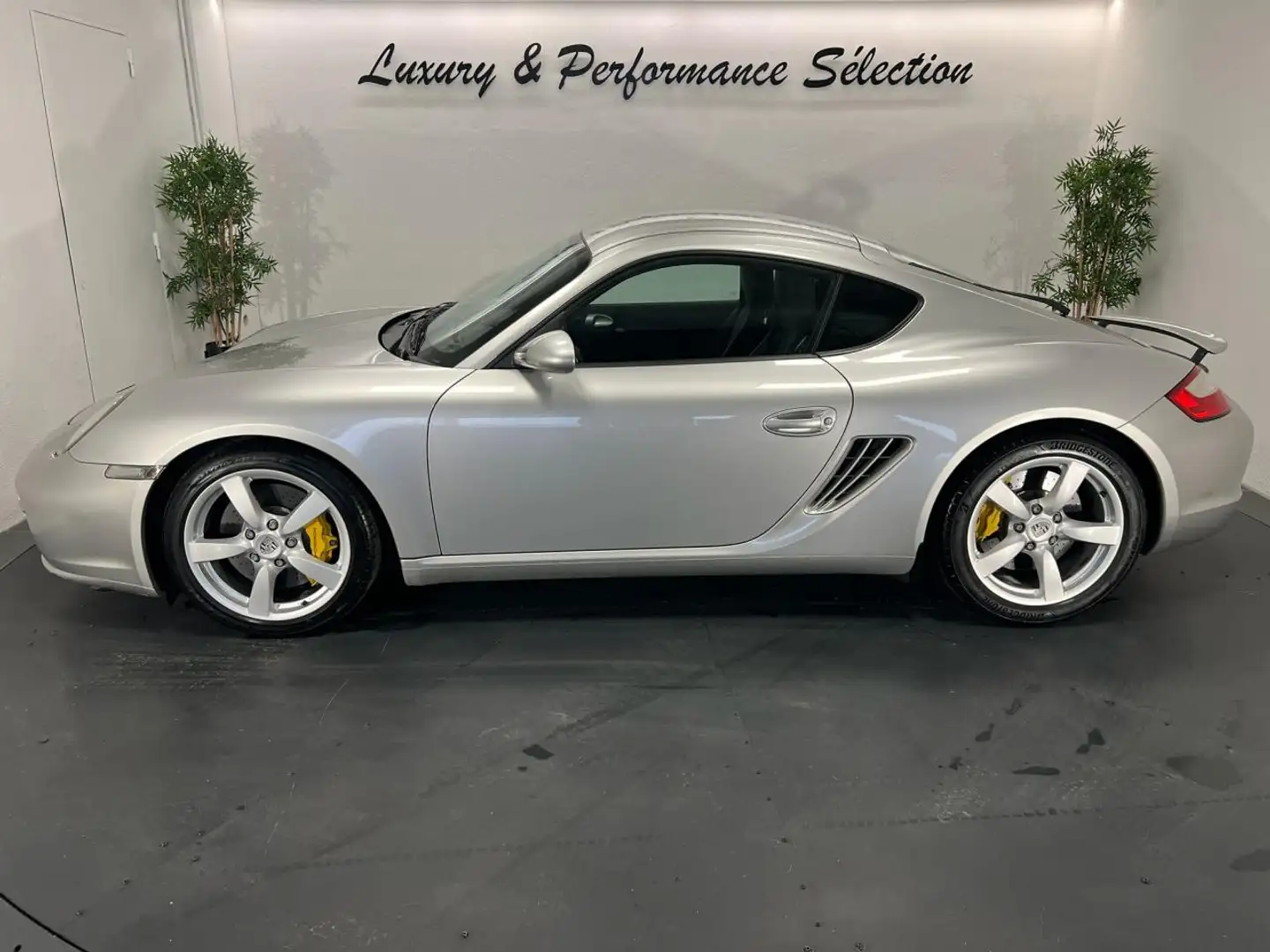 Porsche Cayman Cayman S 3.4 - 987 - 295 CH - Française - Suivi complet - Meme propriétaire depuis 2016 Grau - 2