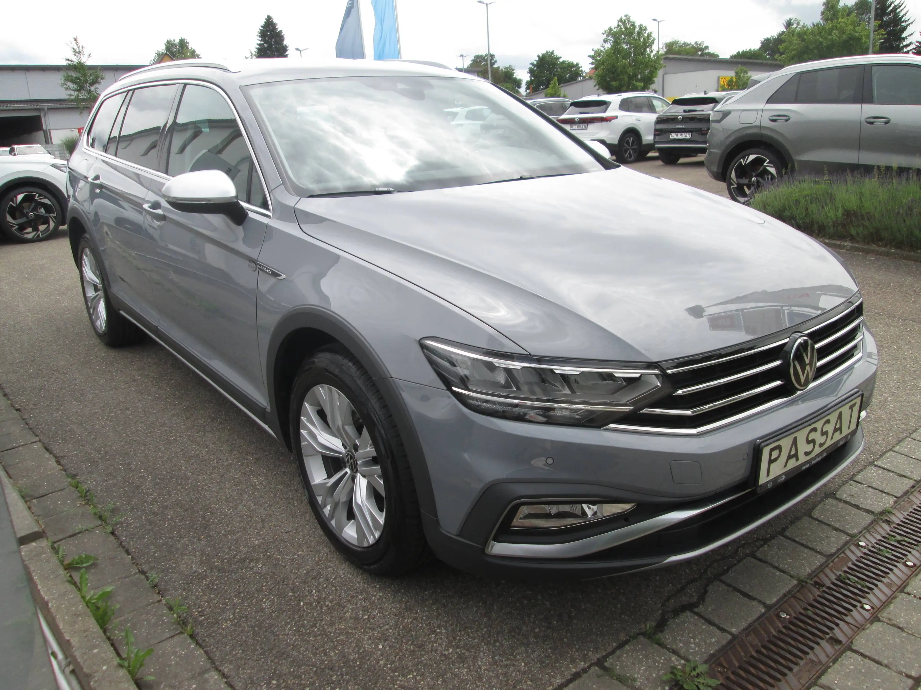 Volkswagen Passat Alltrack Alltrack 4Motion 2.0 TDI DSG AHK LED ACC REAR VIEW — photo 13