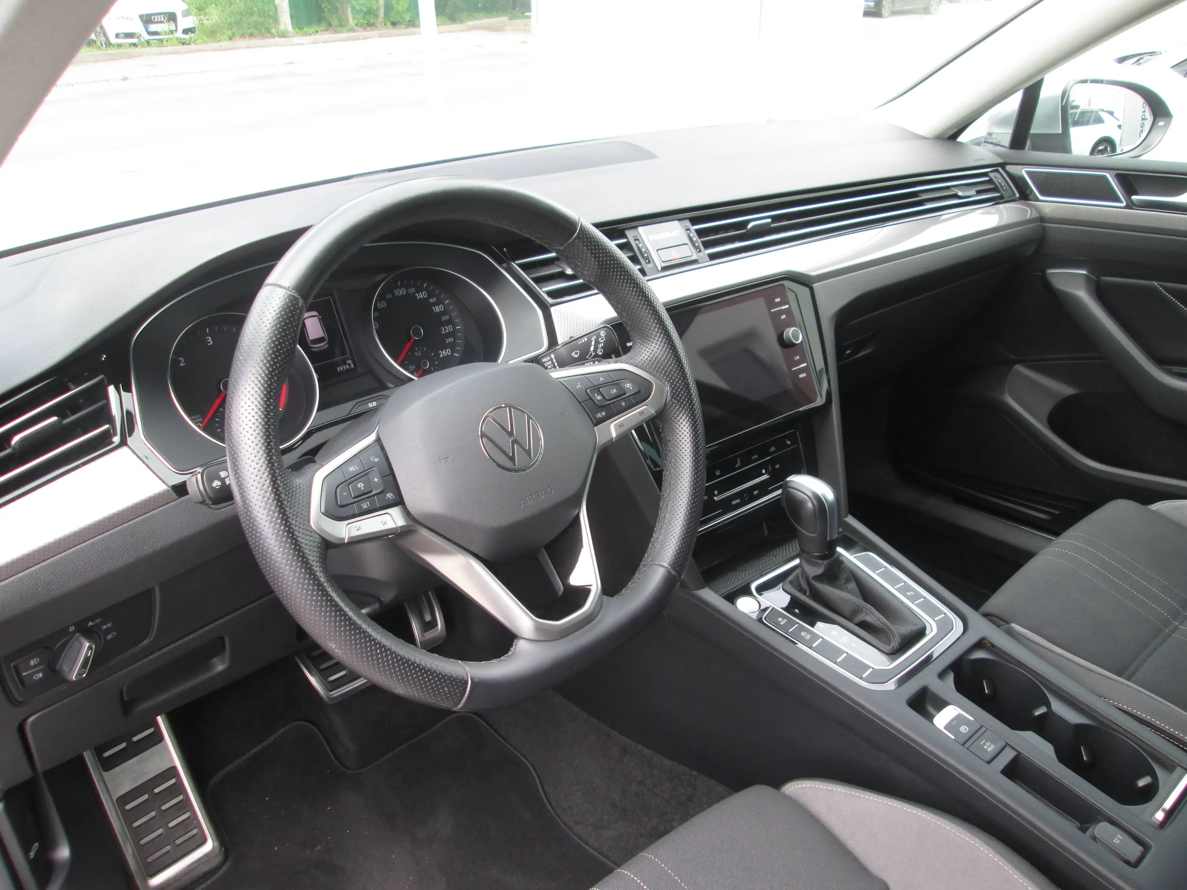 Volkswagen Passat Alltrack Alltrack 4Motion 2.0 TDI DSG AHK LED ACC REAR VIEW — photo 4