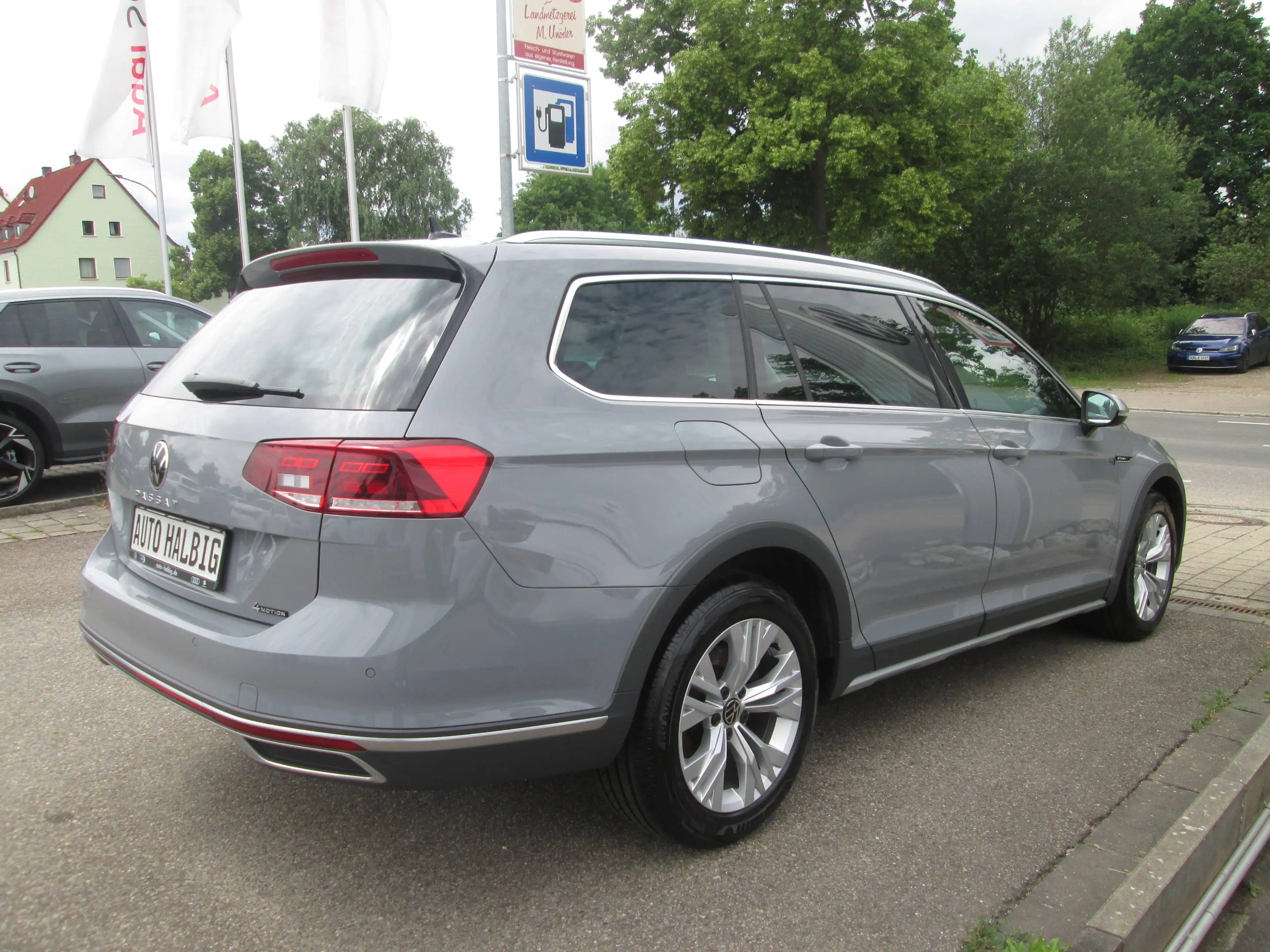 Volkswagen Passat Alltrack Alltrack 4Motion 2.0 TDI DSG AHK LED ACC REAR VIEW — photo 12