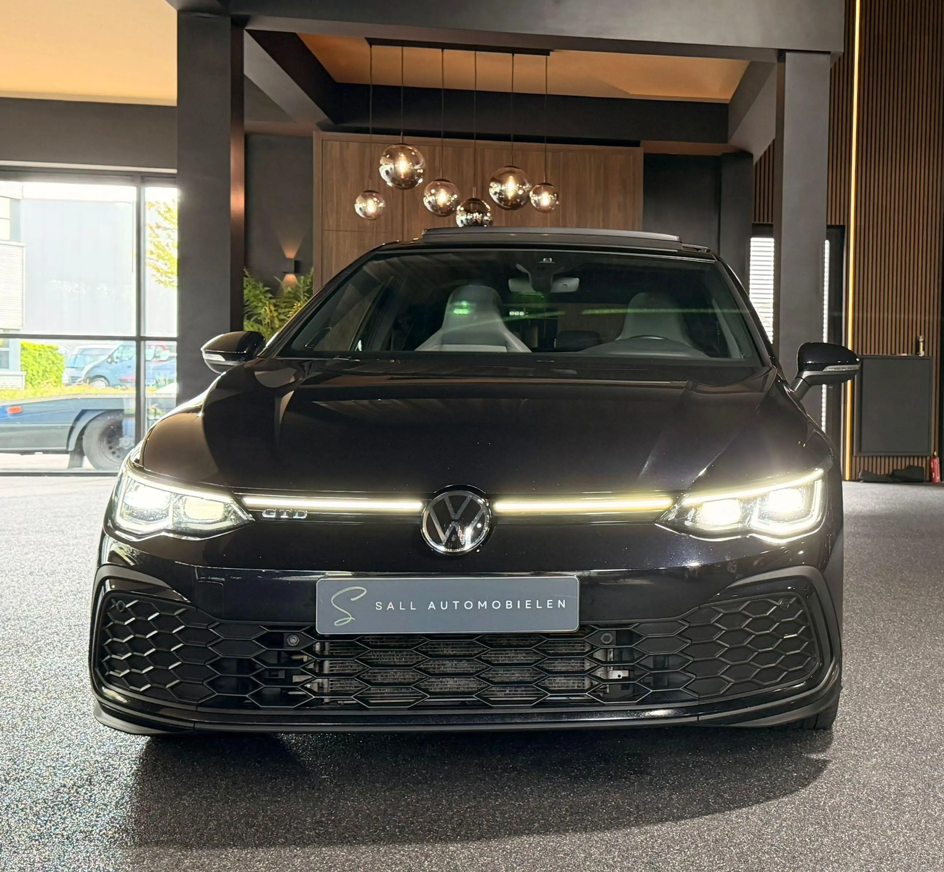 Volkswagen Golf GTD 2.0 TDI — photo 4