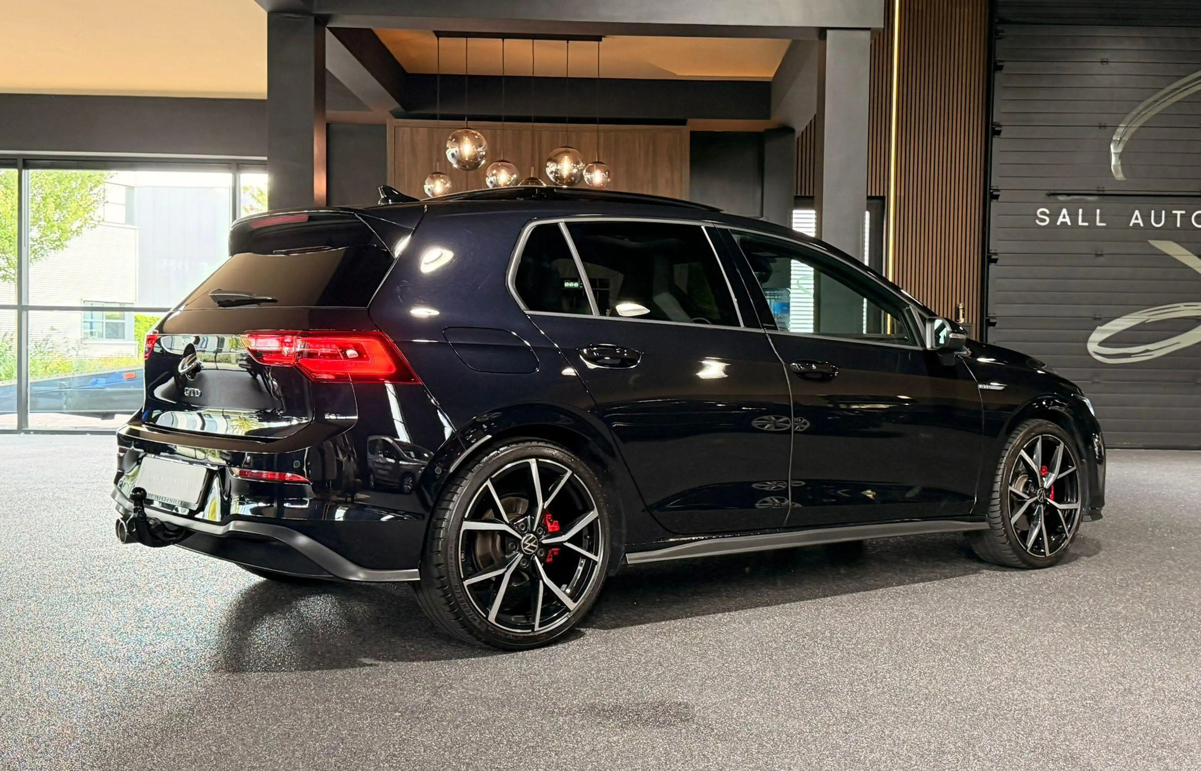 Volkswagen Golf GTD 2.0 TDI — photo 7