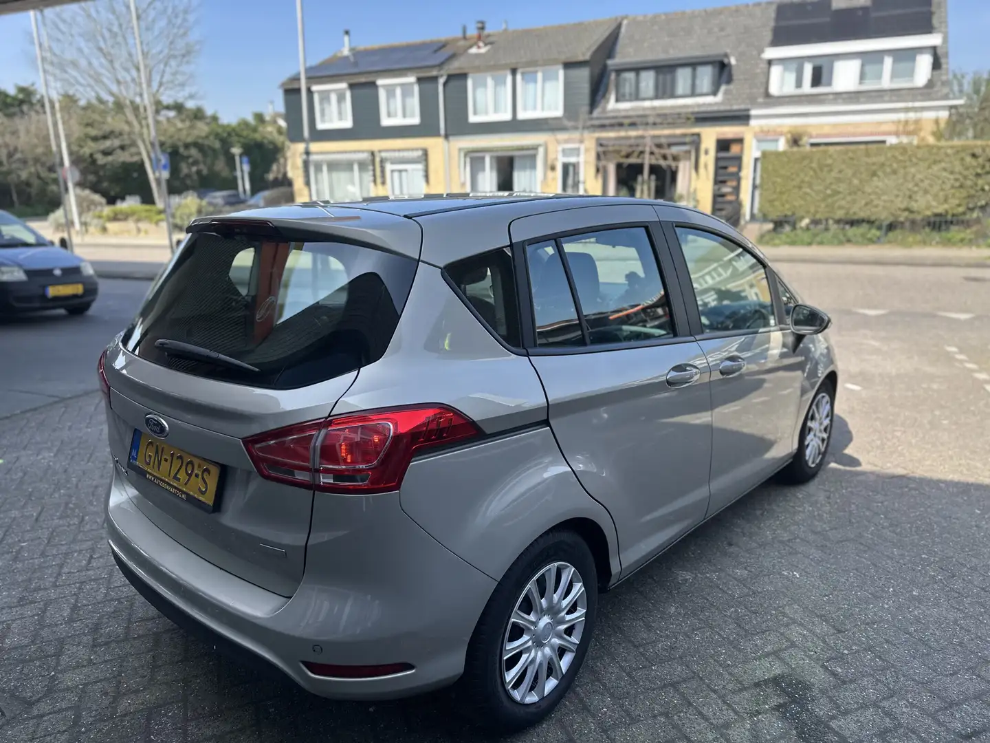 Ford B-Max 1.0 EcoBoost Style Trekhaak/Verwarmde voorruit/Par Grijs - 2