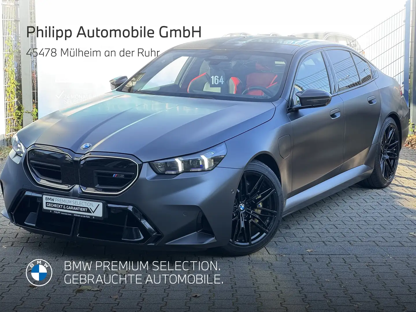 BMW M5 Limousine M Drivers P. Ultimate AHK B&W 0,5% Verst Grau - 1