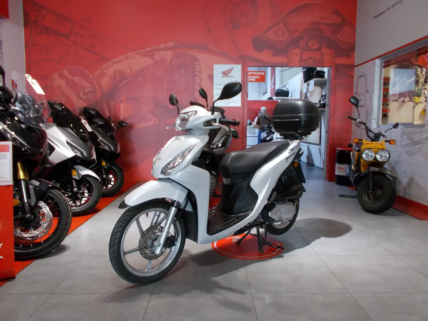 Honda Vision 110 cbs Blanc - 2