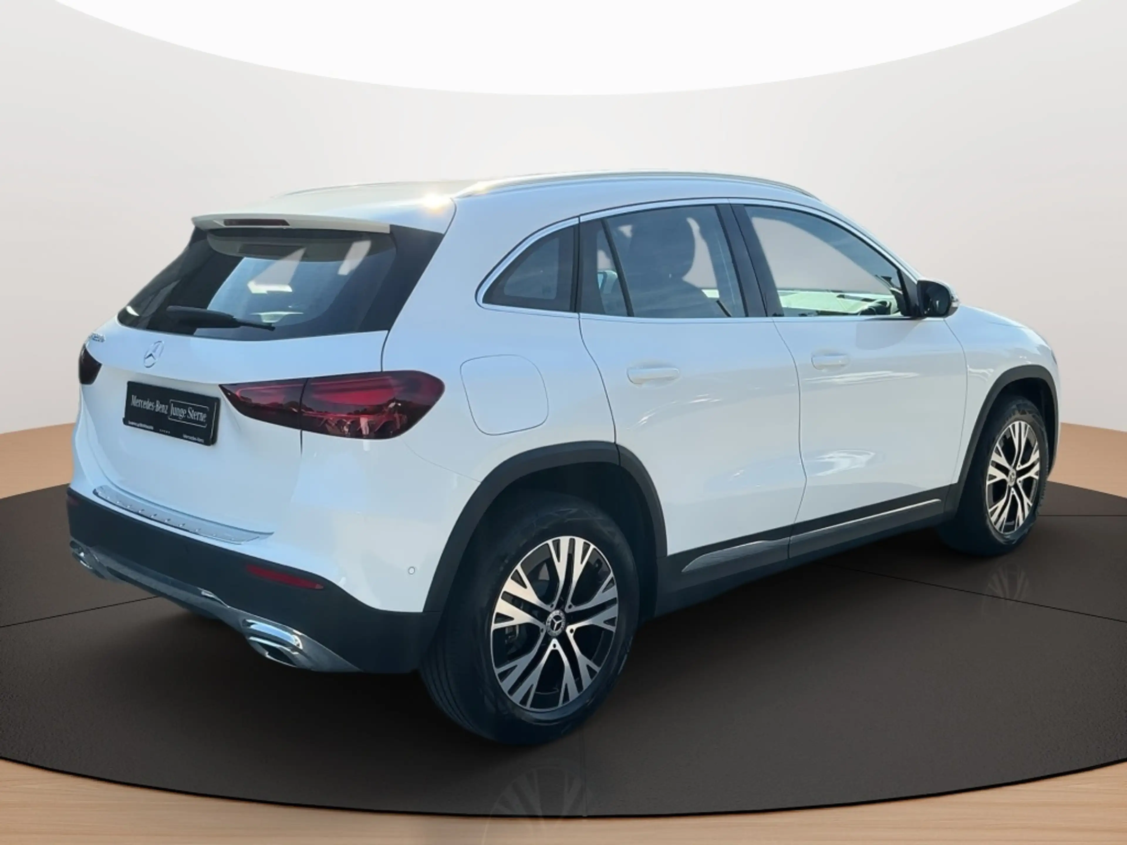 Mercedes-Benz GLA 250 e PROGRESSIVE MULTI AHK KAMERA SPUR PDC — photo 7