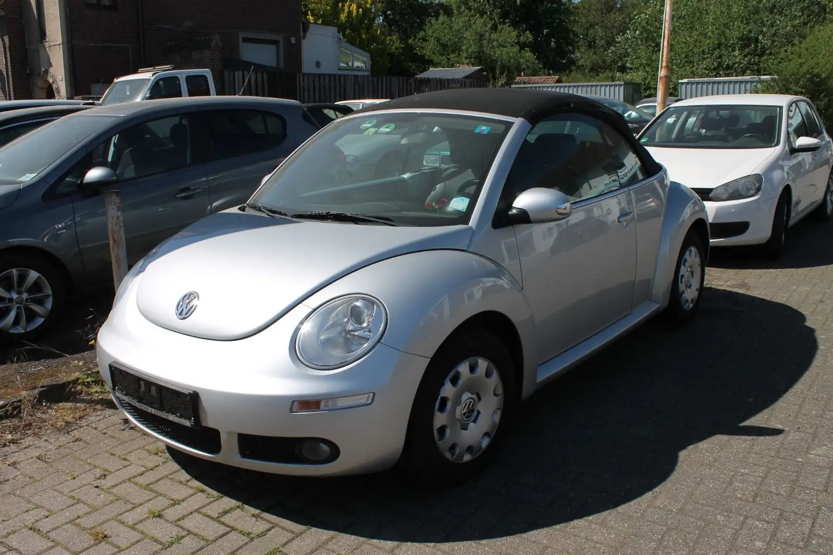 Volkswagen New Beetle Cabriolet 2.0 Plateado - 1