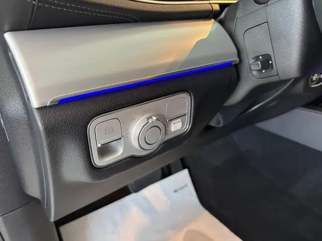 Mercedes-Benz Gle view 19