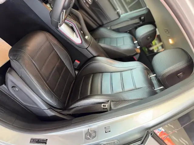 Mercedes-Benz Gle view 17