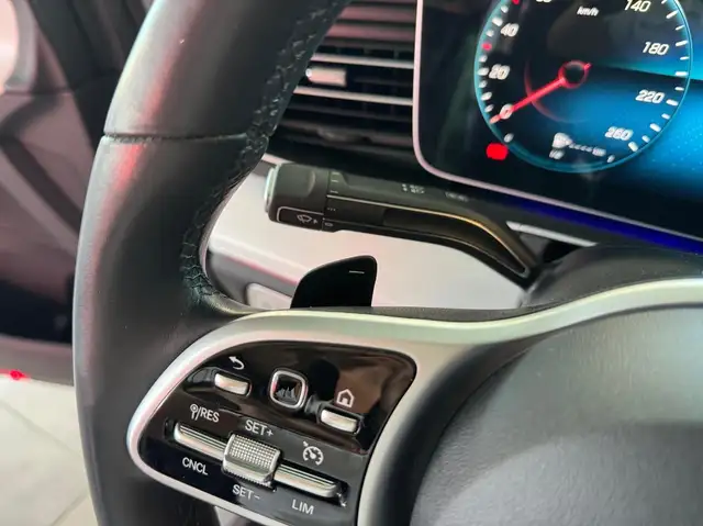Mercedes-Benz Gle view 27