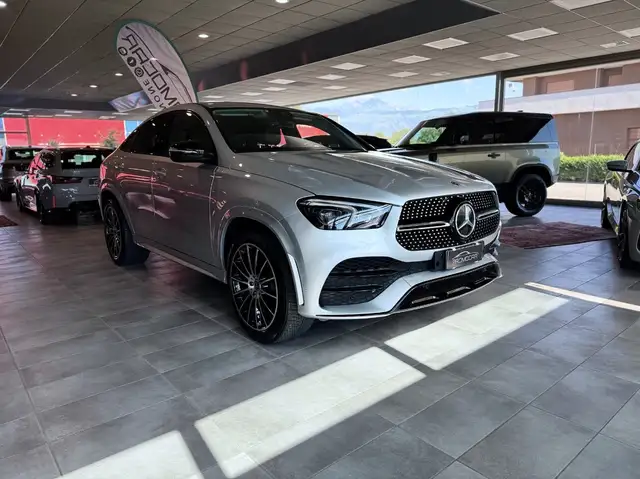 Mercedes-Benz Gle view 3