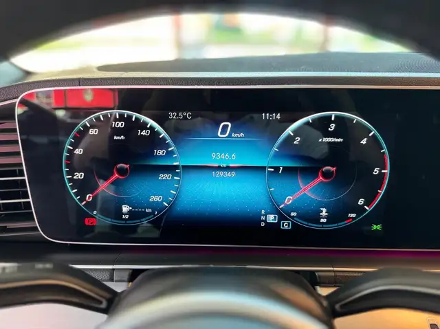 Mercedes-Benz Gle view 22