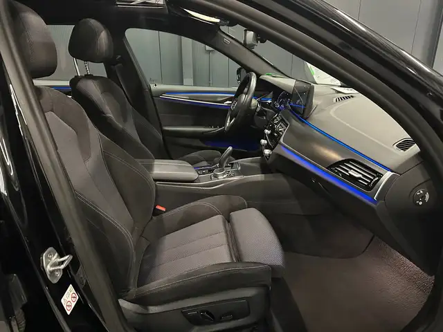 BMW M view 11