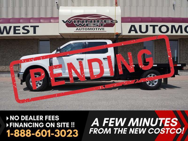 White 2023 Ford F-350 Super Duty Pickup Truck Four-Wheel Drive Automatic