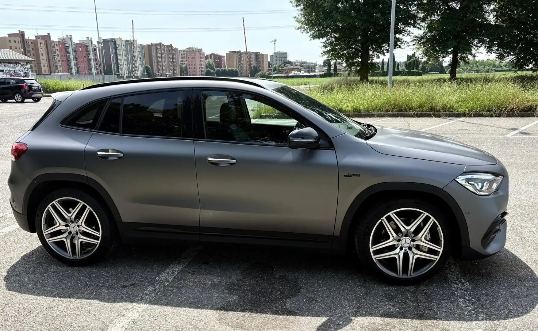 Mercedes-Benz GLA 35 AMG Race Edition 4matic auto - 1