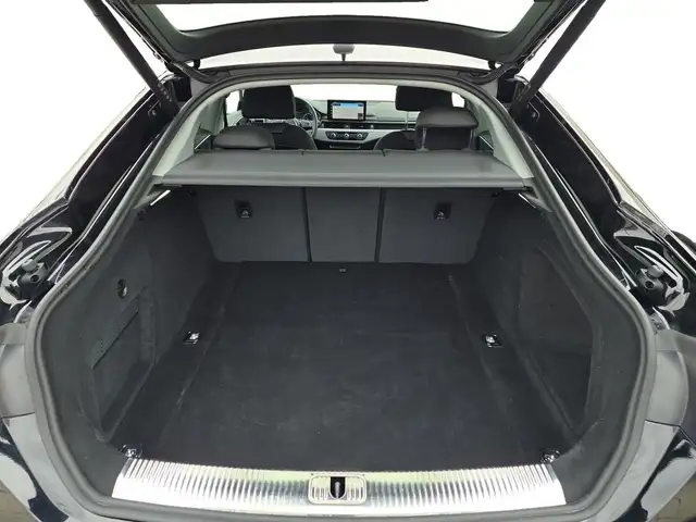 Audi A5 view 14